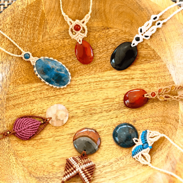 Collier Apatite serti 